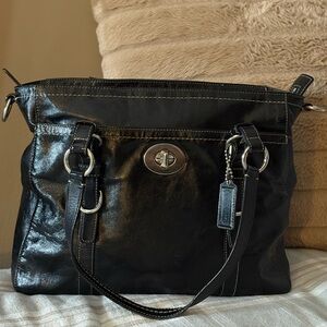 Elegant Black Coach Leather Women's Bag